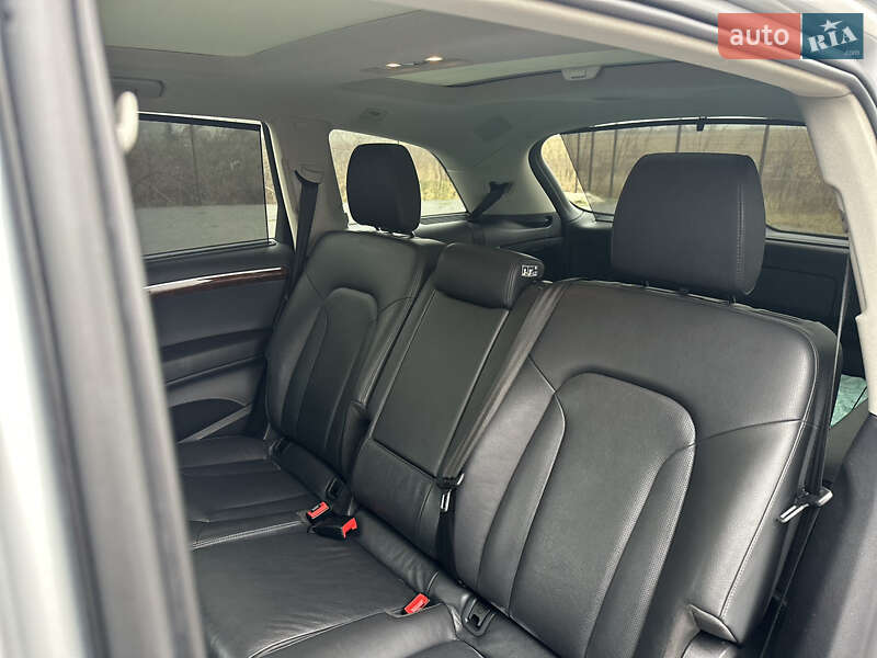 Внедорожник / Кроссовер Audi Q7 2013 в Тернополе