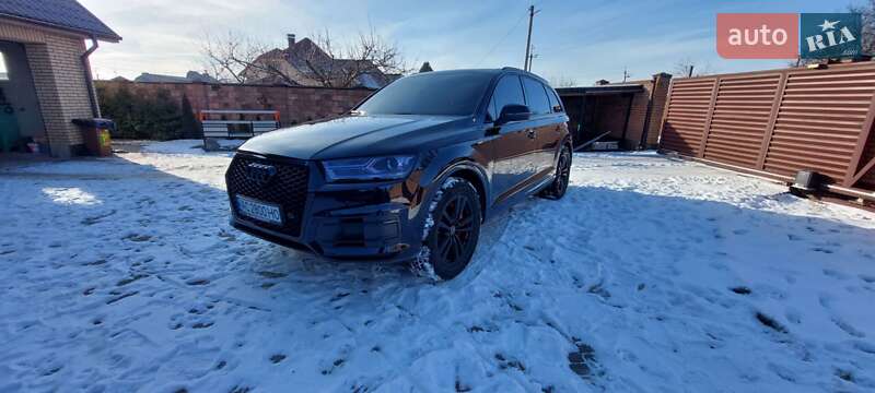 Audi Q7 2016
