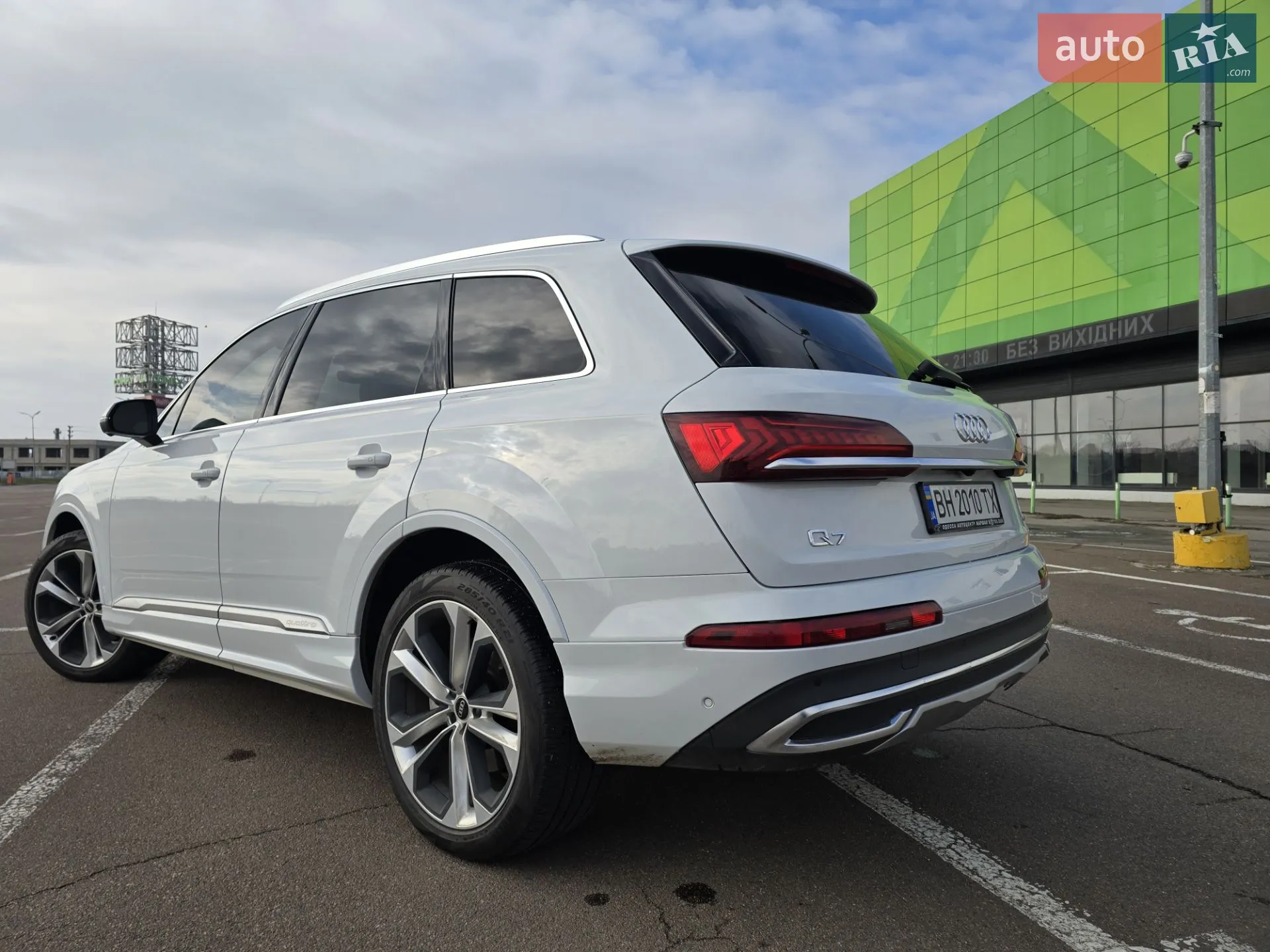 2020 Audi Q7 - мініатюра 8