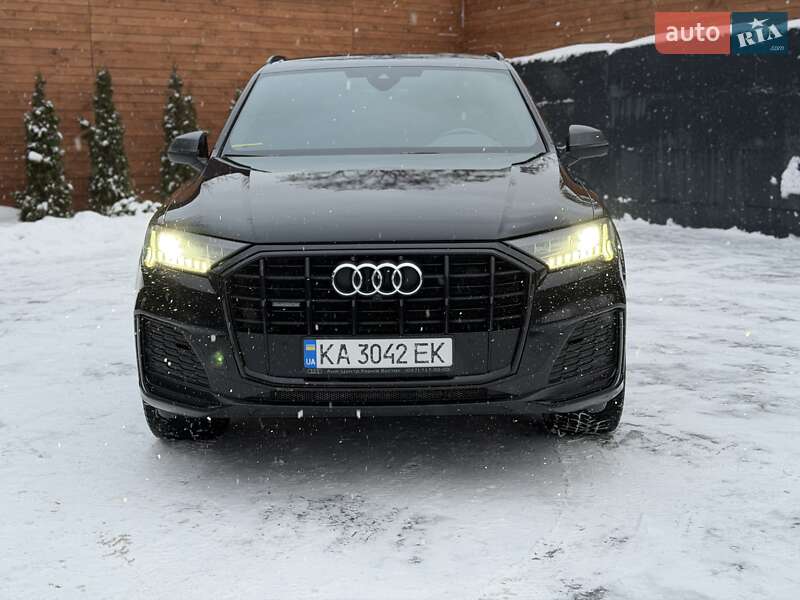 Внедорожник / Кроссовер Audi Q7 2021 в Киеве