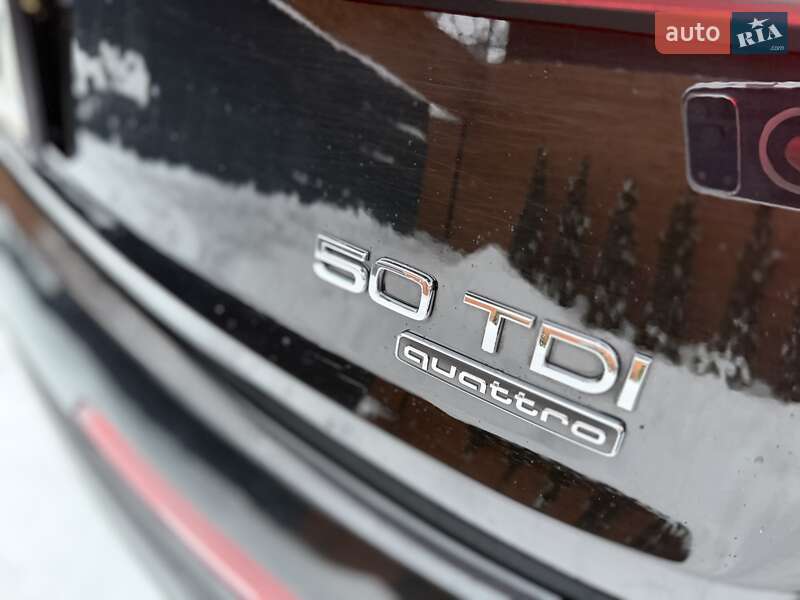 Внедорожник / Кроссовер Audi Q7 2021 в Киеве