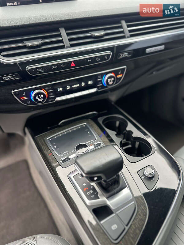Внедорожник / Кроссовер Audi Q7 2017 в Ковеле