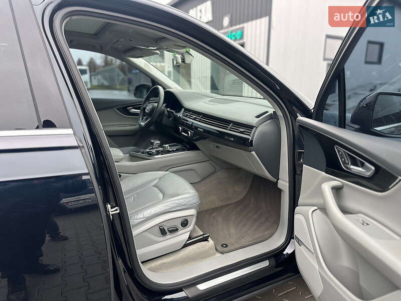 Внедорожник / Кроссовер Audi Q7 2017 в Ковеле