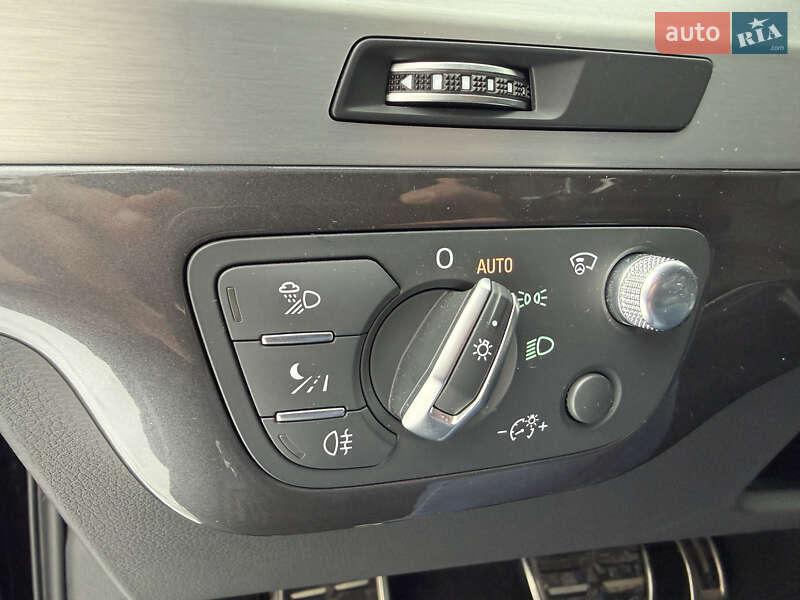 Внедорожник / Кроссовер Audi Q7 2018 в Луцке