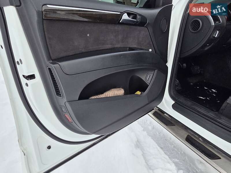 Внедорожник / Кроссовер Audi Q7 2010 в Коломые фото 16 Внедорожник / Кроссовер Audi Q7 2010 в Коломые