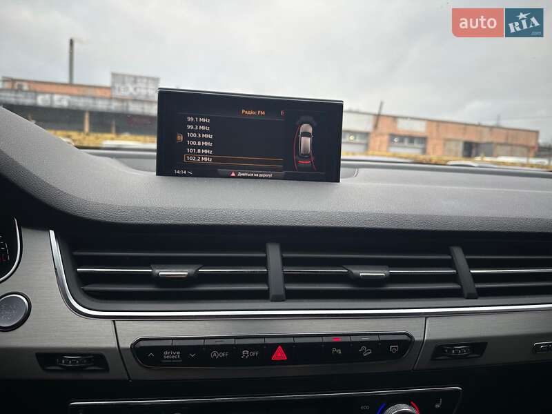 Внедорожник / Кроссовер Audi Q7 2017 в Запорожье