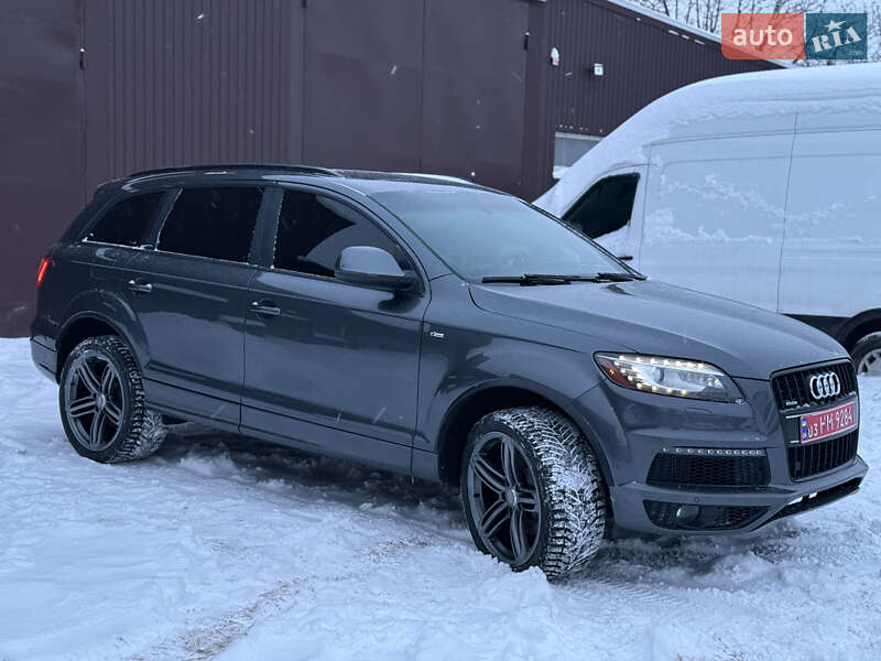 Внедорожник / Кроссовер Audi Q7 2013 в Дубно