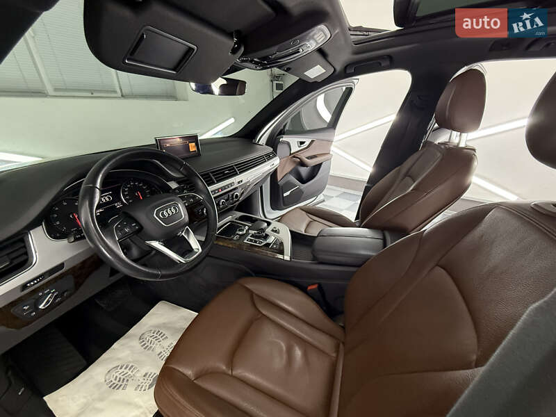 Внедорожник / Кроссовер Audi Q7 2018 в Трускавце