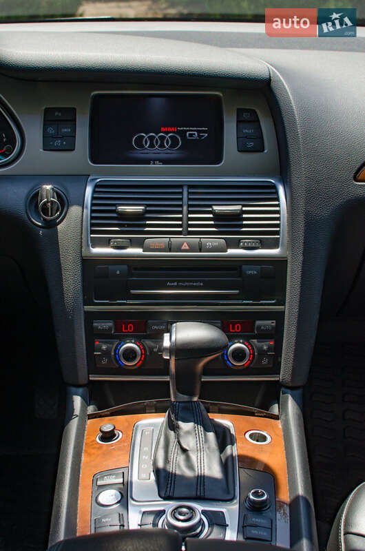 Внедорожник / Кроссовер Audi Q7 2014 в Харькове