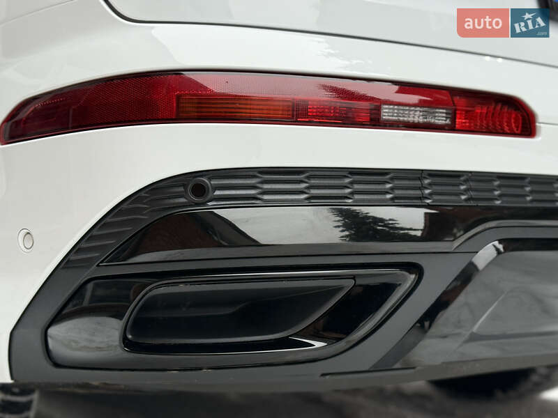 Внедорожник / Кроссовер Audi Q7 2020 в Киеве