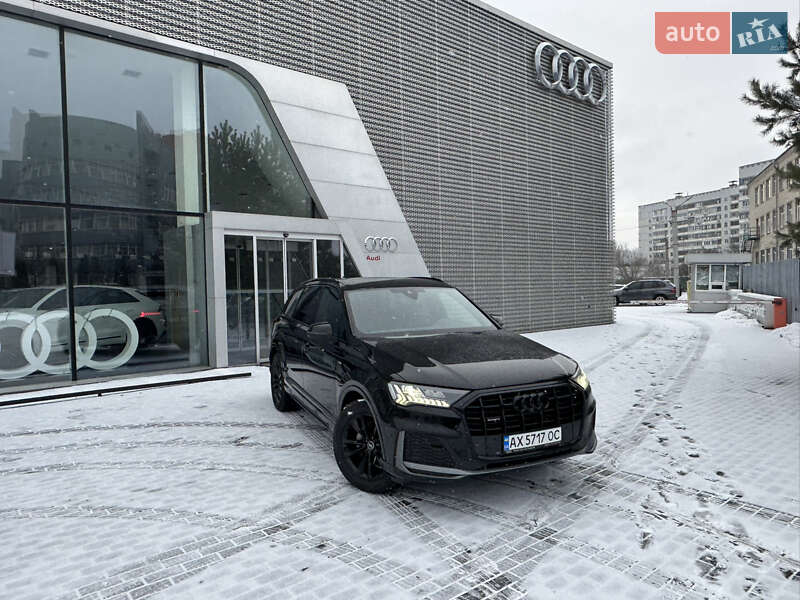 Внедорожник / Кроссовер Audi Q7 2023 в Харькове