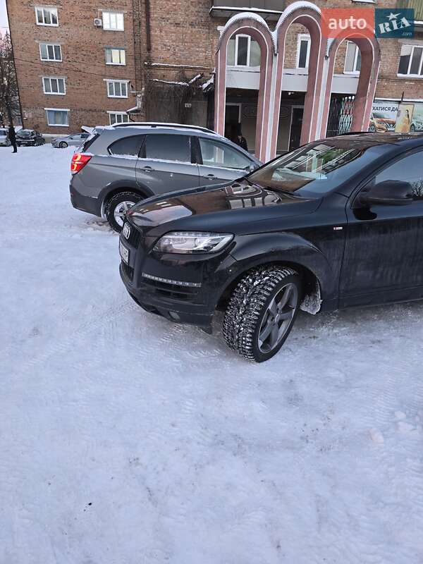 Внедорожник / Кроссовер Audi Q7 2013 в Коростене