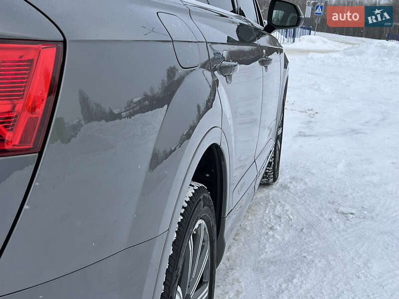 Внедорожник / Кроссовер Audi Q7 2017 в Ковеле
