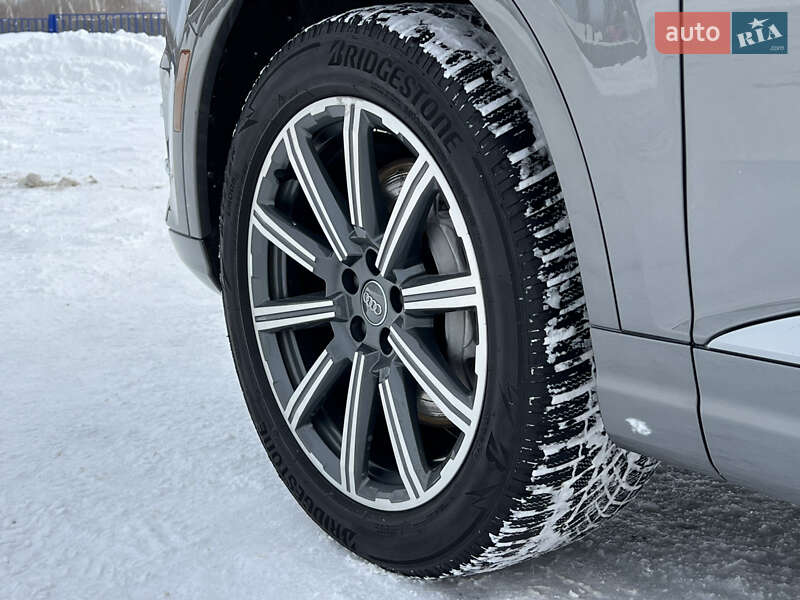 Внедорожник / Кроссовер Audi Q7 2017 в Ковеле