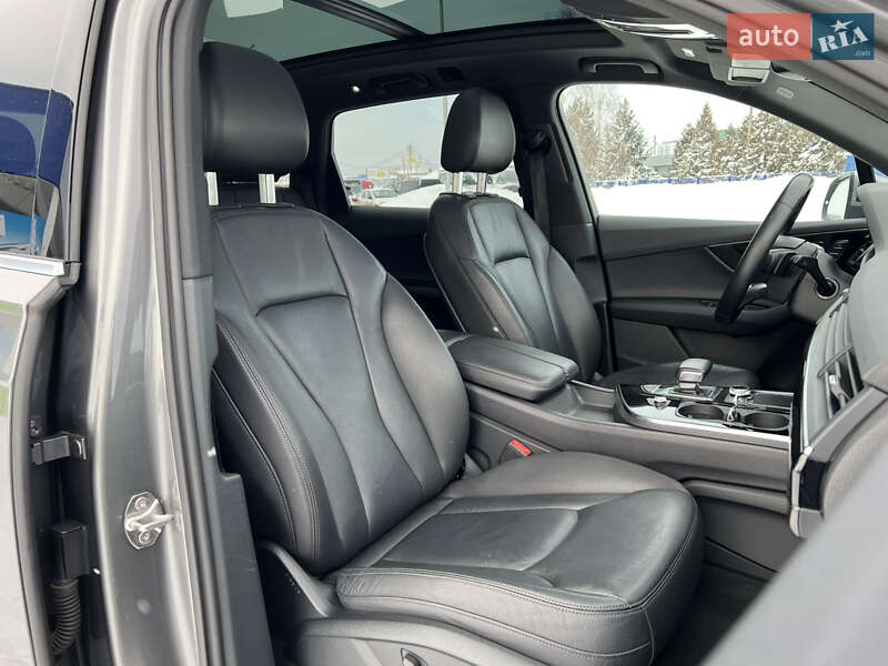 Внедорожник / Кроссовер Audi Q7 2017 в Ковеле