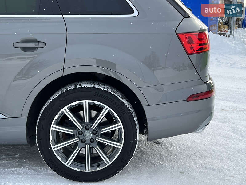 Внедорожник / Кроссовер Audi Q7 2017 в Ковеле