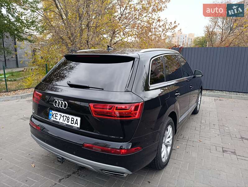 Внедорожник / Кроссовер Audi Q7 2018 в Днепре
