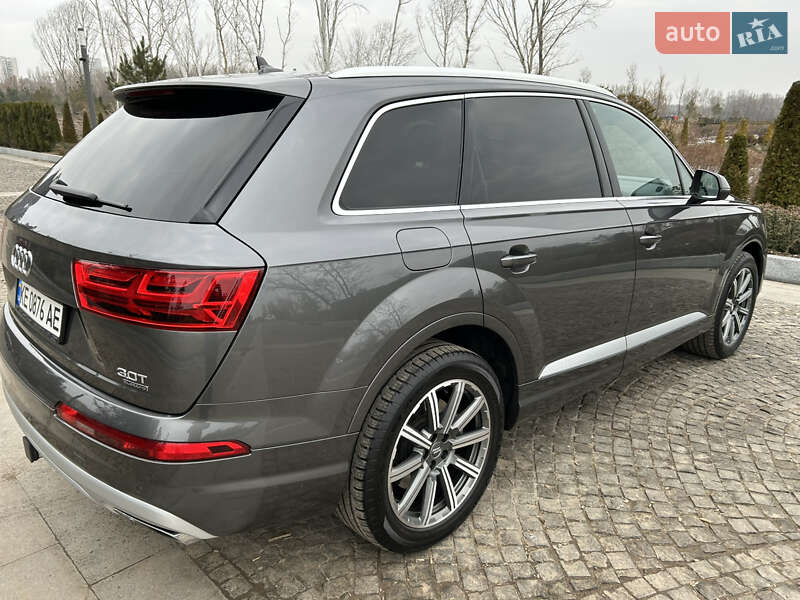 Внедорожник / Кроссовер Audi Q7 2018 в Днепре