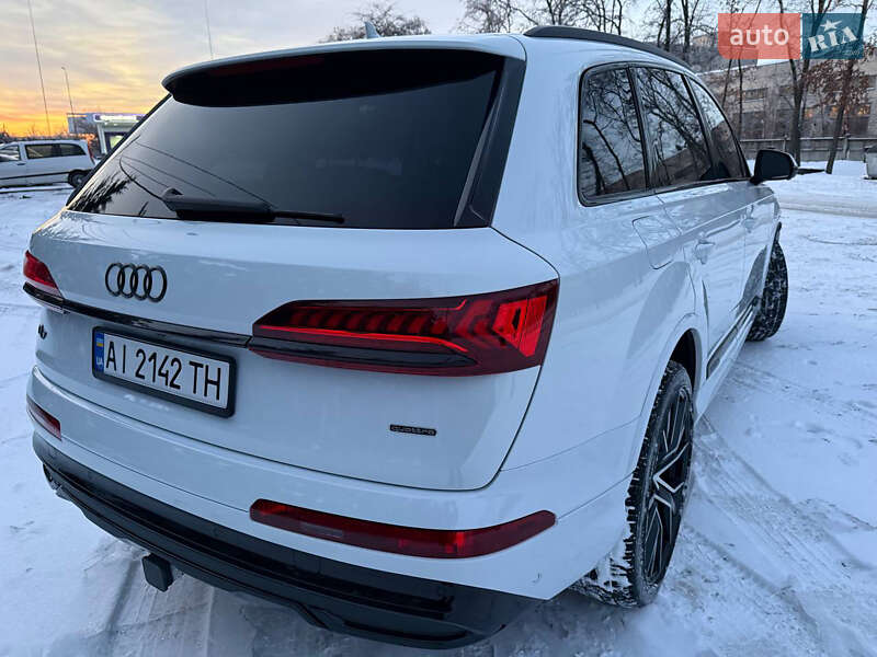 Позашляховик / Кросовер Audi Q7 2021 в Києві фото 37 Позашляховик / Кросовер Audi Q7 2021 в Києві