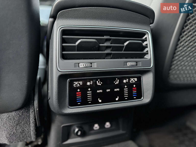 Внедорожник / Кроссовер Audi Q7 2022 в Одессе