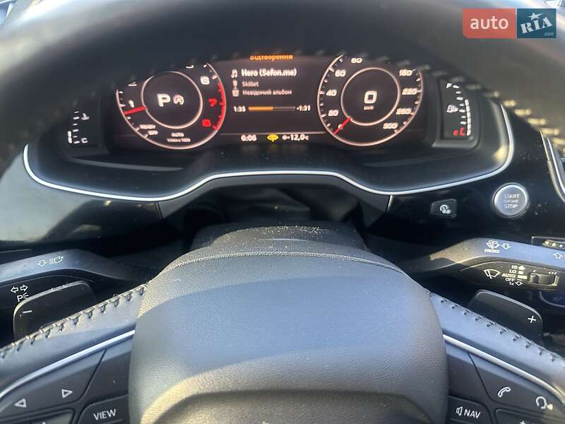 Внедорожник / Кроссовер Audi Q7 2017 в Чернигове