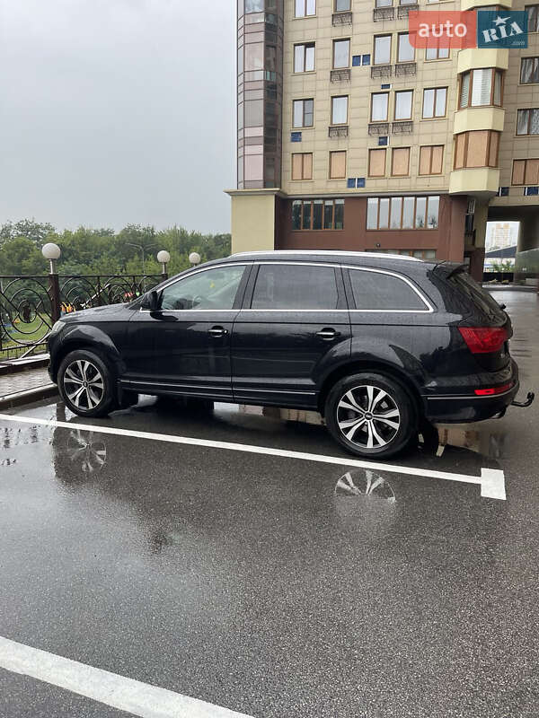 Внедорожник / Кроссовер Audi Q7 2013 в Харькове