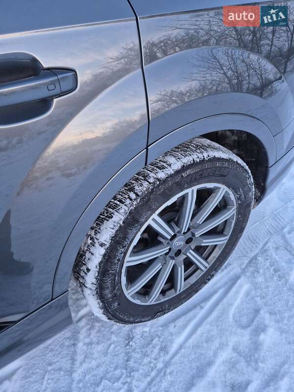 Внедорожник / Кроссовер Audi Q7 2016 в Дунаевцах
