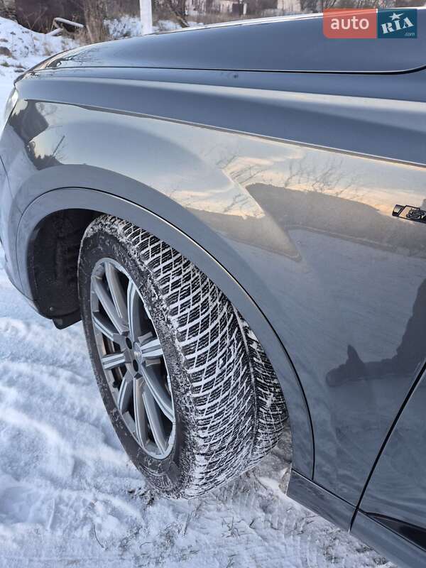 Внедорожник / Кроссовер Audi Q7 2016 в Дунаевцах