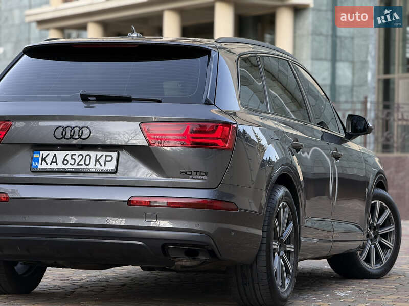 Внедорожник / Кроссовер Audi Q7 2019 в Одессе