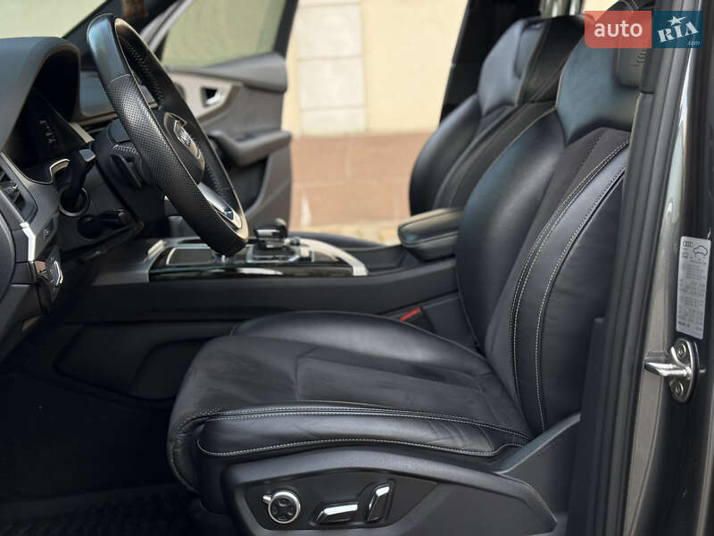 Внедорожник / Кроссовер Audi Q7 2019 в Одессе