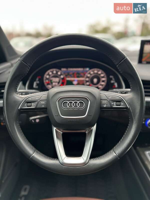 Внедорожник / Кроссовер Audi Q7 2019 в Белогородке