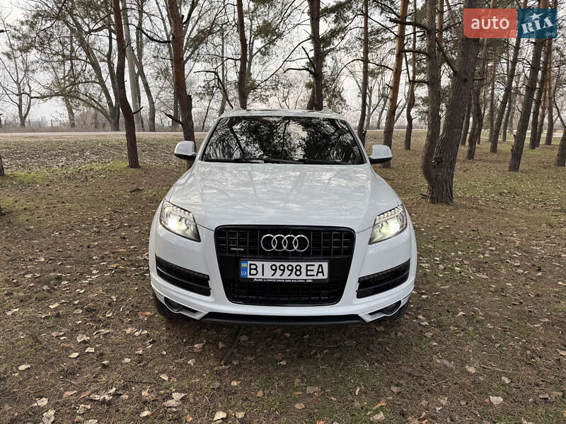 Внедорожник / Кроссовер Audi Q7 2013 в Кременчуге