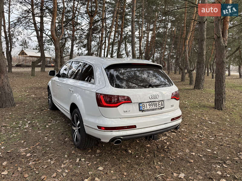 Внедорожник / Кроссовер Audi Q7 2013 в Кременчуге