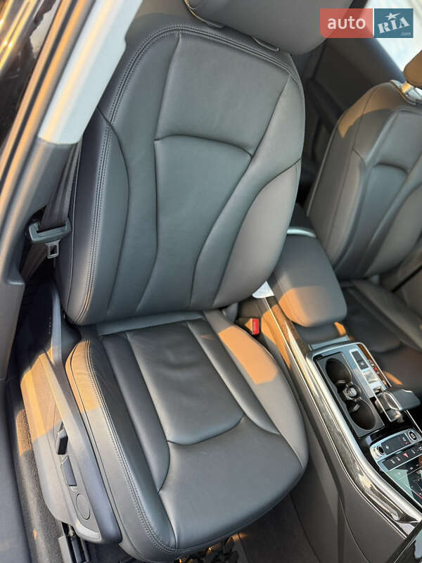 Внедорожник / Кроссовер Audi Q7 2023 в Киеве