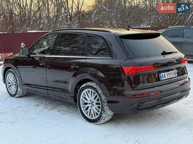 Внедорожник / Кроссовер Audi Q7 2022 в Львове