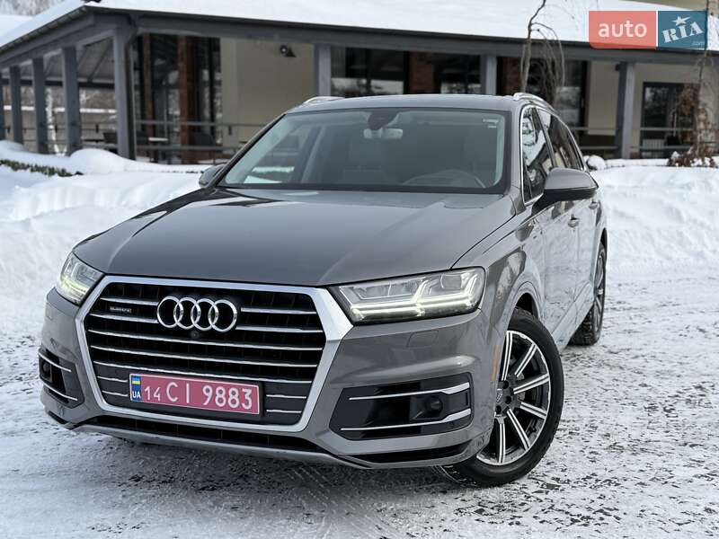 Позашляховик / Кросовер Audi Q7 2016 в Львові