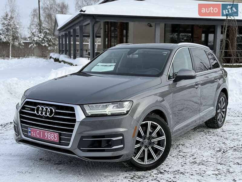 Позашляховик / Кросовер Audi Q7 2016 в Львові