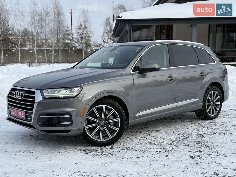 Позашляховик / Кросовер Audi Q7 2016 в Львові