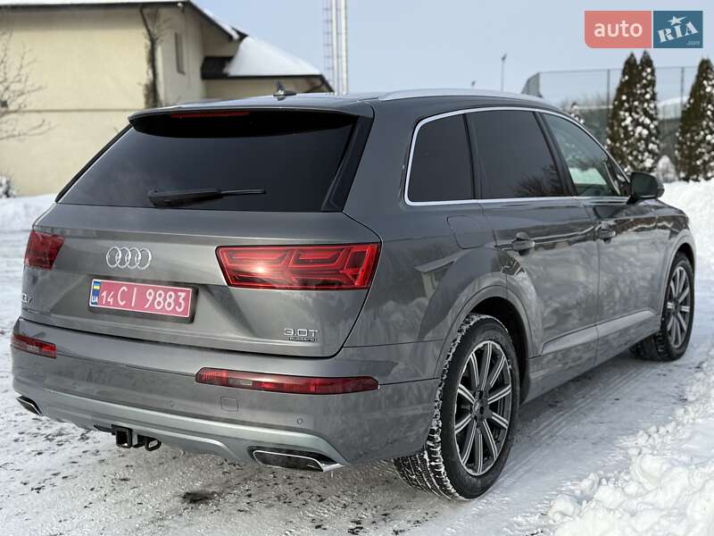 Позашляховик / Кросовер Audi Q7 2016 в Львові