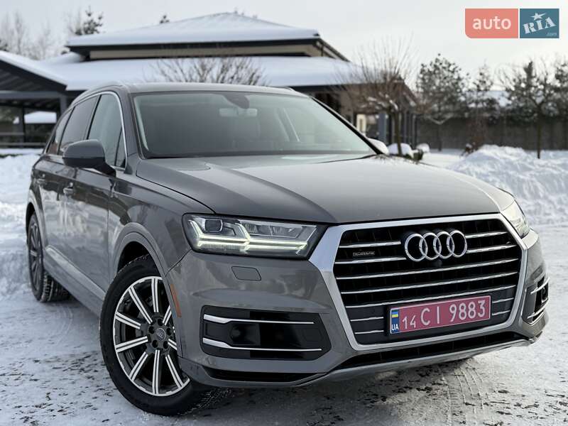 Позашляховик / Кросовер Audi Q7 2016 в Львові