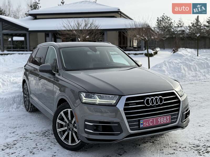 Позашляховик / Кросовер Audi Q7 2016 в Львові