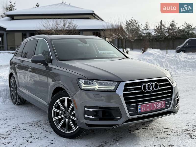 Позашляховик / Кросовер Audi Q7 2016 в Львові
