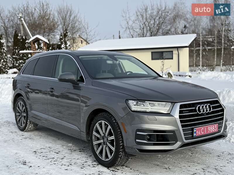 Позашляховик / Кросовер Audi Q7 2016 в Львові
