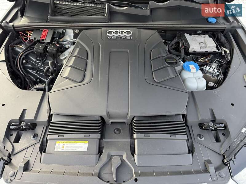 Позашляховик / Кросовер Audi Q7 2016 в Львові