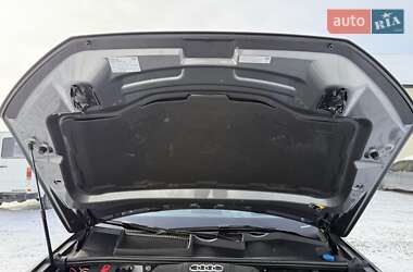 Позашляховик / Кросовер Audi Q7 2016 в Львові