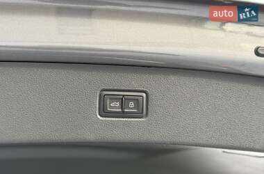 Позашляховик / Кросовер Audi Q7 2016 в Львові