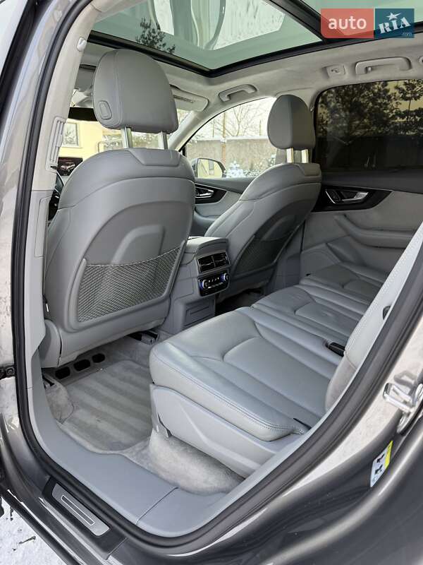 Внедорожник / Кроссовер Audi Q7 2016 в Львове фото 81 Внедорожник / Кроссовер Audi Q7 2016 в Львове