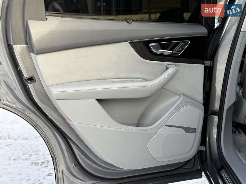 Внедорожник / Кроссовер Audi Q7 2016 в Львове фото 82 Внедорожник / Кроссовер Audi Q7 2016 в Львове