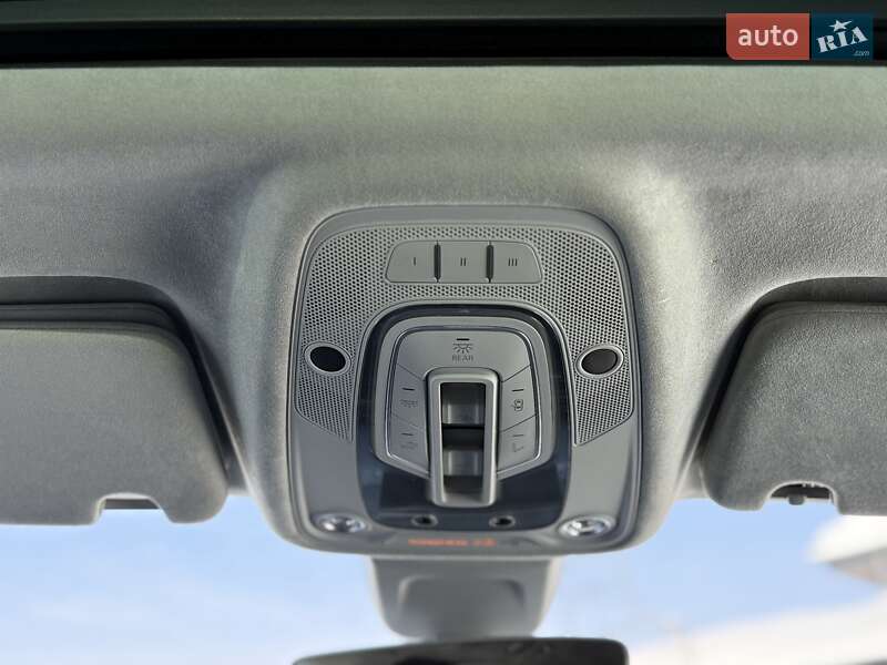 Позашляховик / Кросовер Audi Q7 2016 в Львові