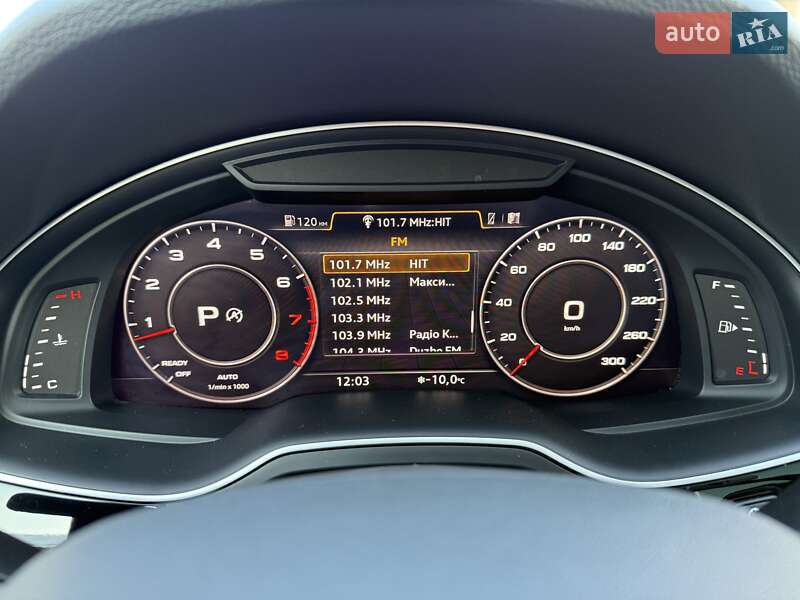 Позашляховик / Кросовер Audi Q7 2016 в Львові